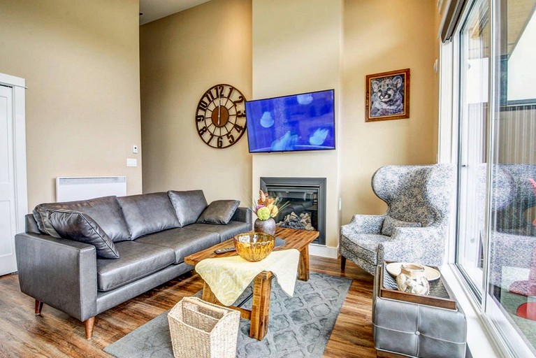 Vacation Rentals (Canada, Port Renfrew, British Columbia)