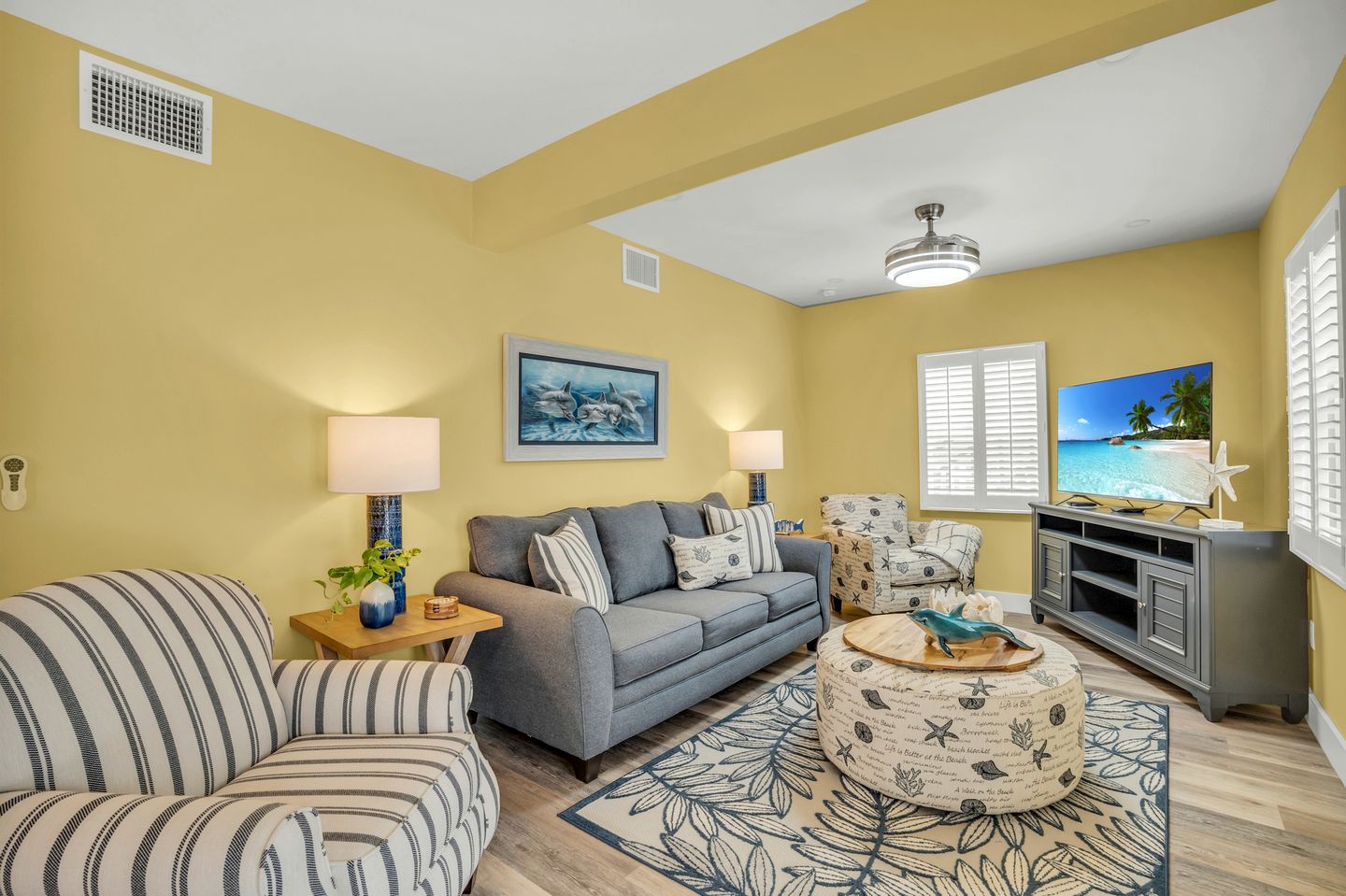 Impressive Beach House with Swimming Pool and Hot-tub in Fort Myers Beach, Florida