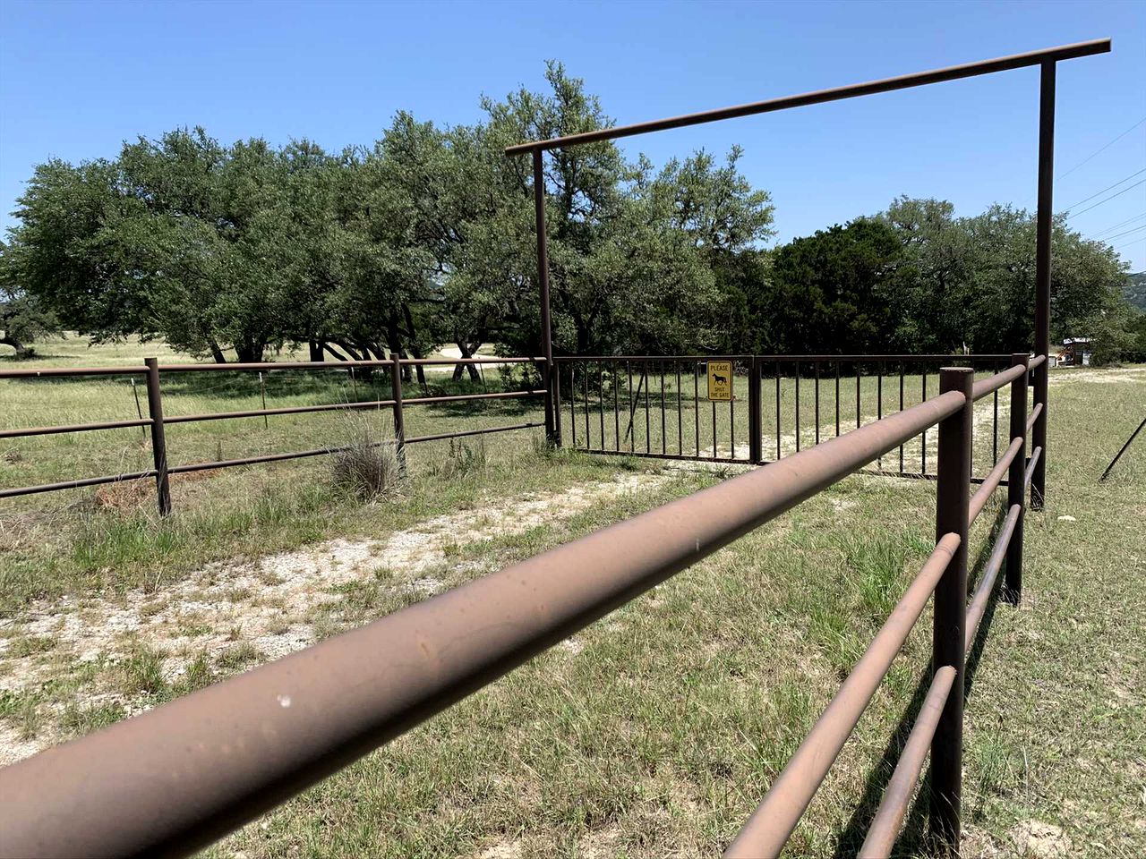 Hill Country Hideout - Pipe Creek, Texas