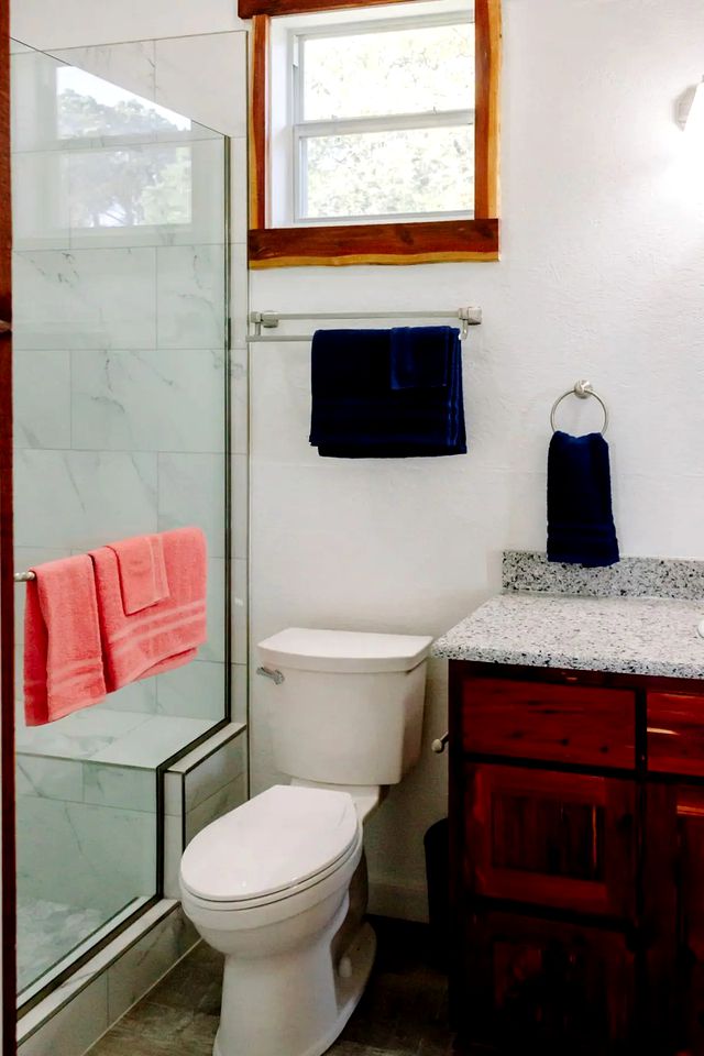 Secluded Cabin Rental for a Weekend Getaway near Austin