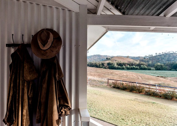Cottages (Moonan Flat, New South Wales, Australia)