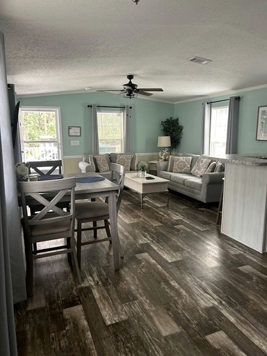 Cabins (United States of America, Dunnellon, Florida)