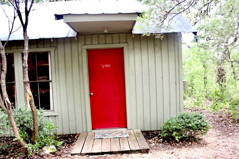 Cabins (Marble Falls, Texas, United States of America)
