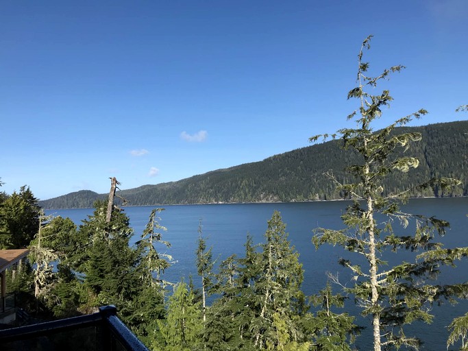 Vacation Rentals (Canada, Port Renfrew, British Columbia)