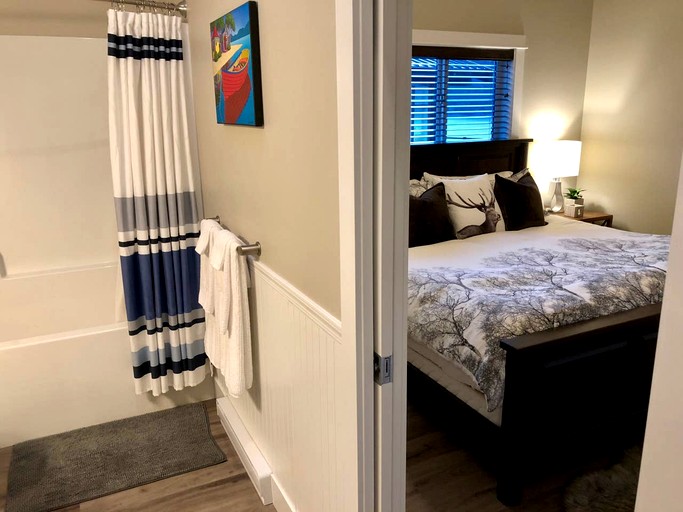 Vacation Rentals (Canada, Port Renfrew, British Columbia)