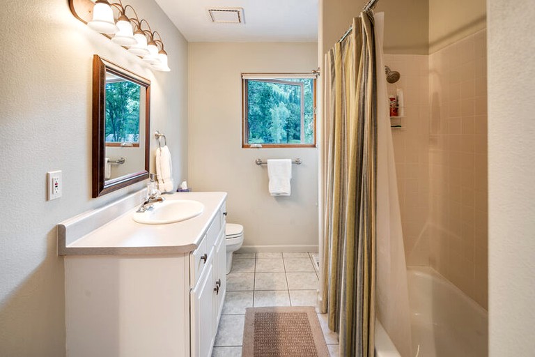 Cabins (Durango, Colorado, United States)