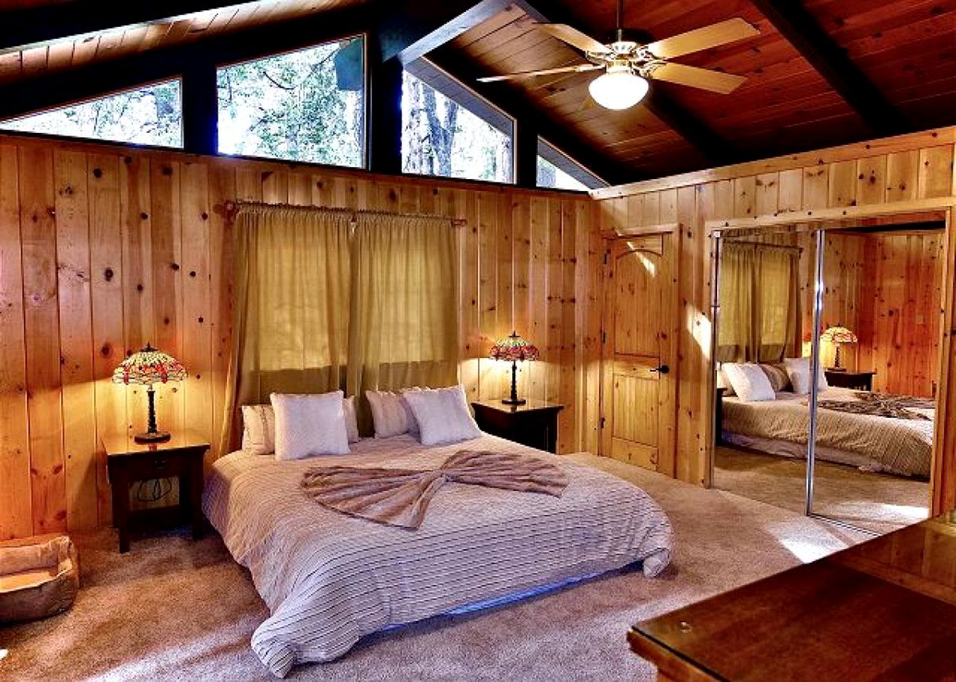 Homey Idyllwild Accommodation with a Hot Tub, Best California Glamping Sites
