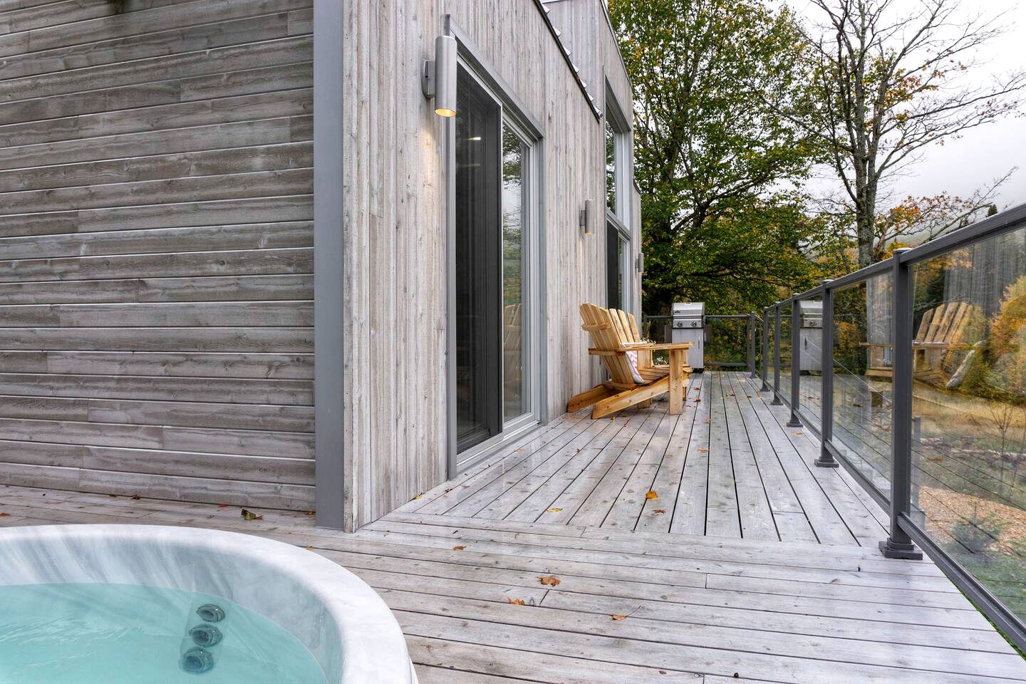 Scandinavian-Inspired Quebec Cabin Perfect for Glamping, Canada