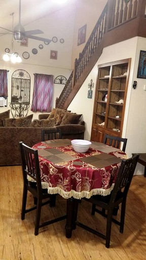 Cabins (Killeen, Texas, United States)