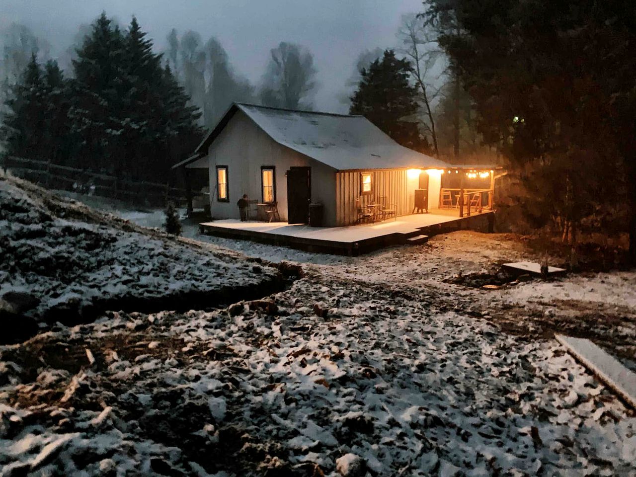 Modern Cabin Rental for Exciting Family Vacations in North Carolina