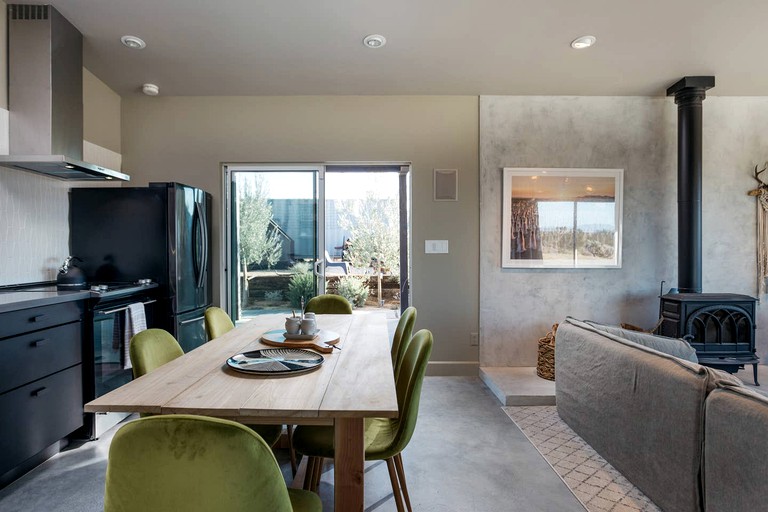 Cottages (Yucca Valley, California, United States)