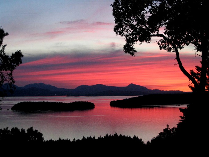 Cabins (Salt Spring Island, British Columbia, Canada)