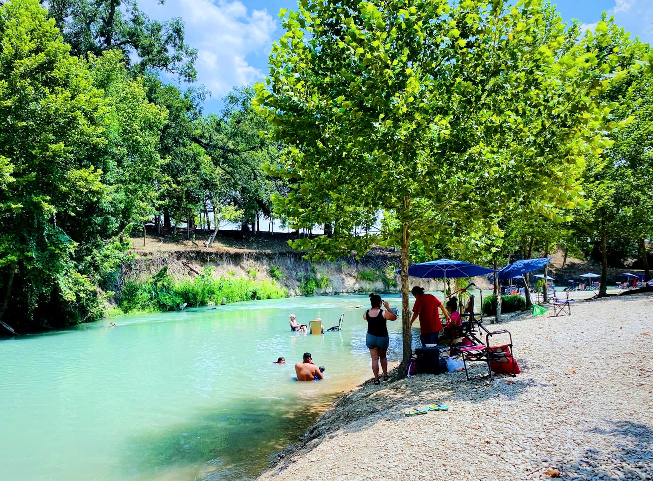 Fun Glamping Destination for All: Luxurious Safari Tent on the San Marcos River near Kingsbury, Texas