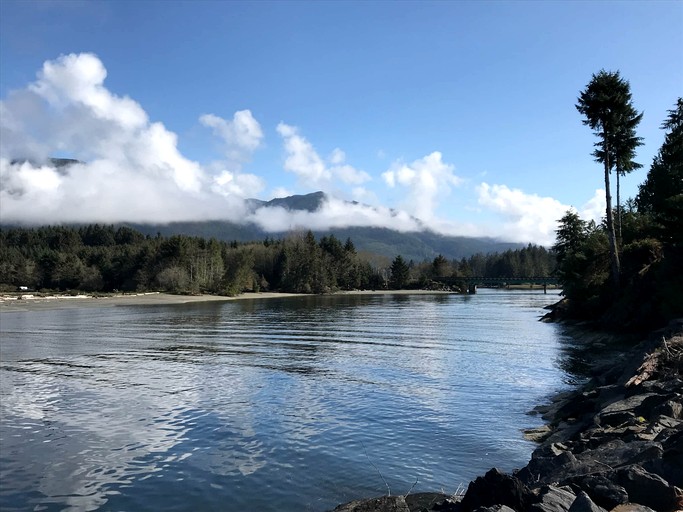 Cottages (Canada, Port Renfrew, British Columbia)