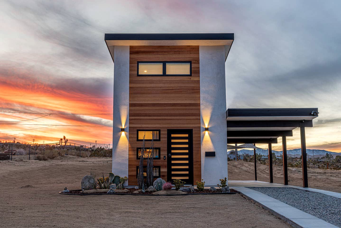 Joshua Tree Tiny House Glamping in California