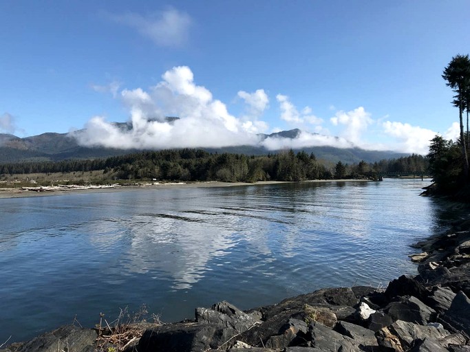 Cottage (Canada, Port Renfrew, British Columbia)