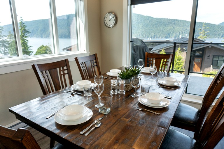 Cottage (Canada, Port Renfrew, British Columbia)