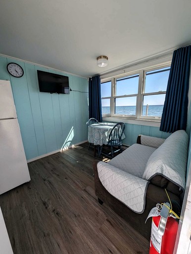 Cottages (United States of America, North Truro, Massachusetts)