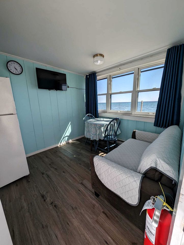 Beachfront Living With Direct Access To The Shoreline in North Truro, Massachusetts