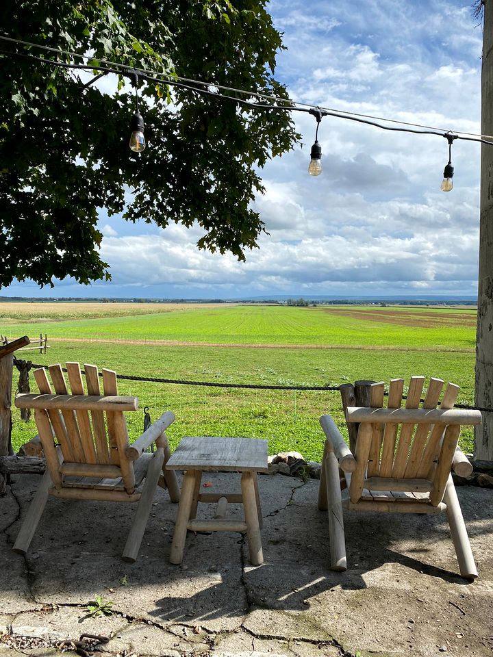 Great Quebec Cabin for a Romantic Getaway in Canada