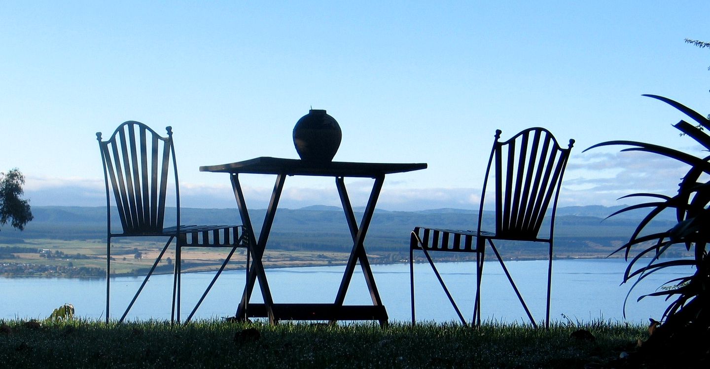 Stunning Suite at a Deluxe Lake Taupo Lodge