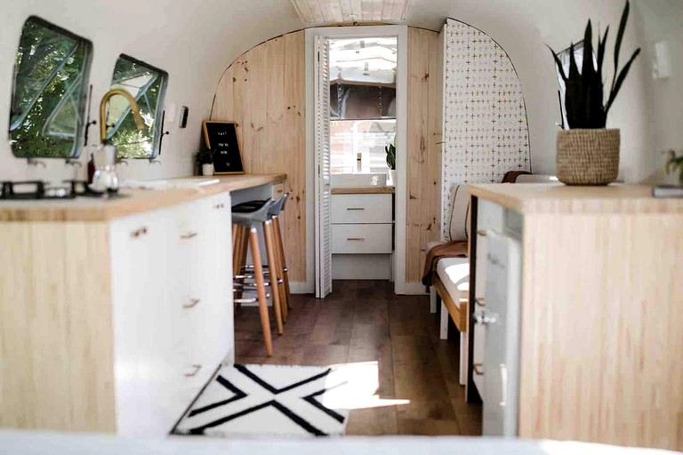 Airstreams (Belleville, Ontario, Canada)