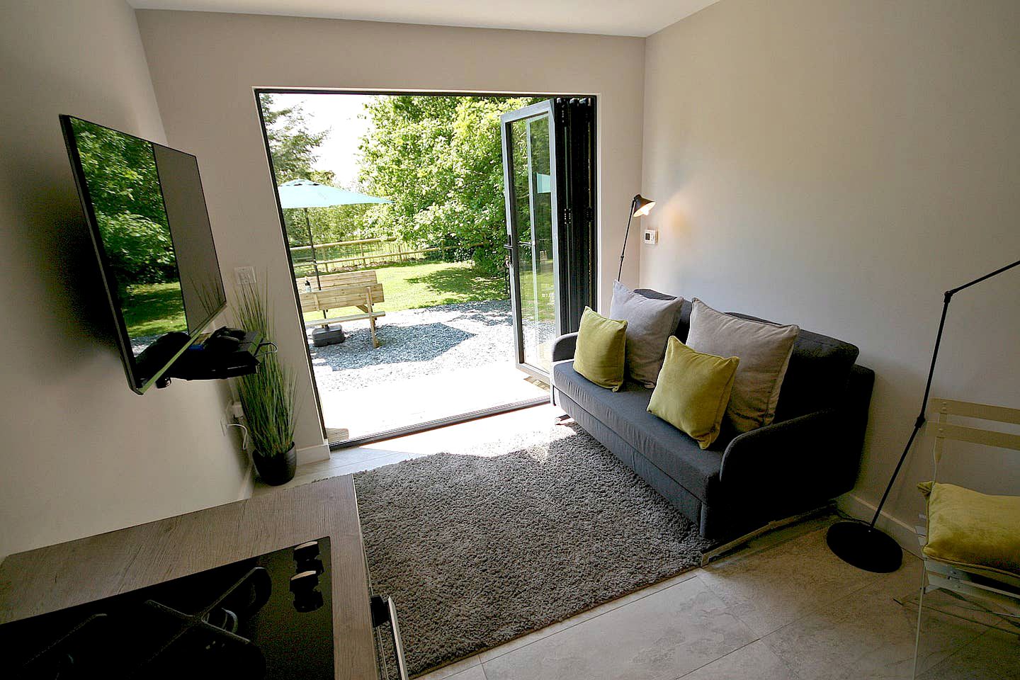 Sleek Devon Glamping Pod Ideal for a Peaceful Holiday in England