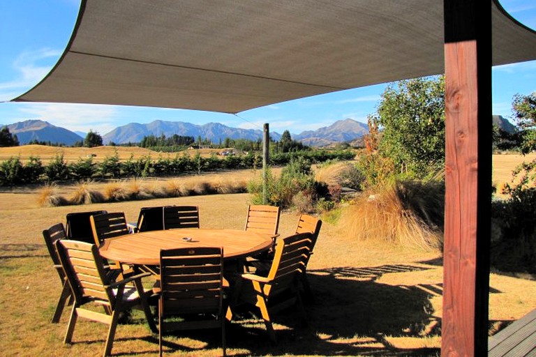 Cabins (Wanaka, South Island, New Zealand)