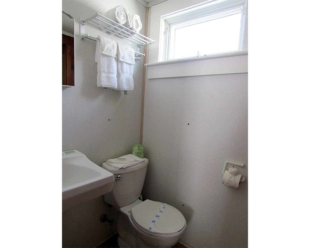 Stay Steps From The Sand With Private Beach Access in North Truro, Massachusetts