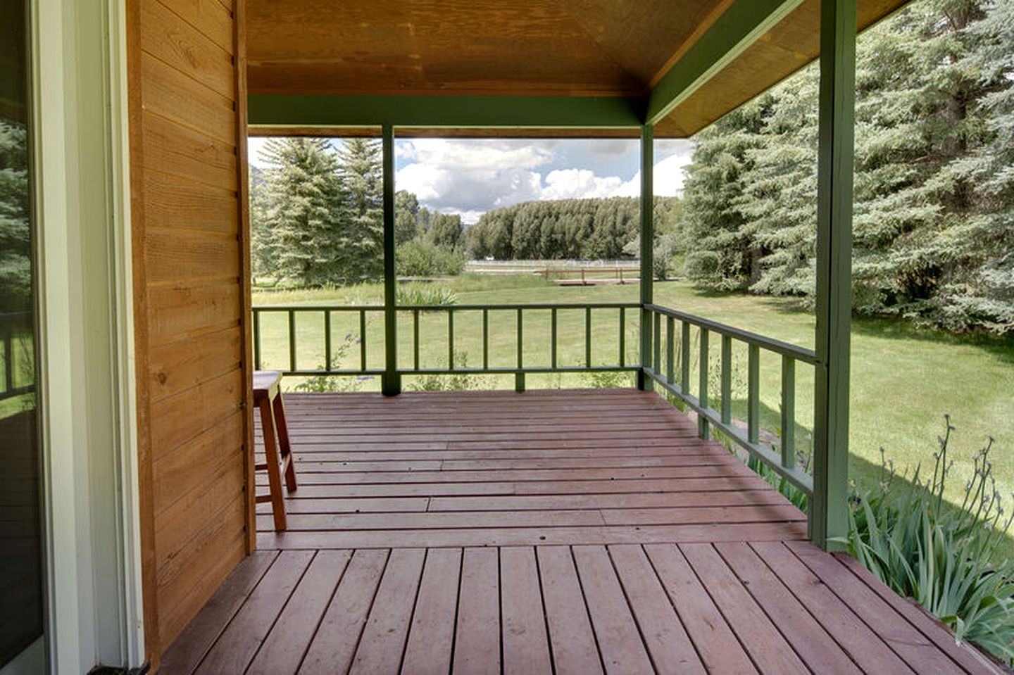 Picturesque Durango Cabin Perfect for a Peaceful Vacation in Colorado