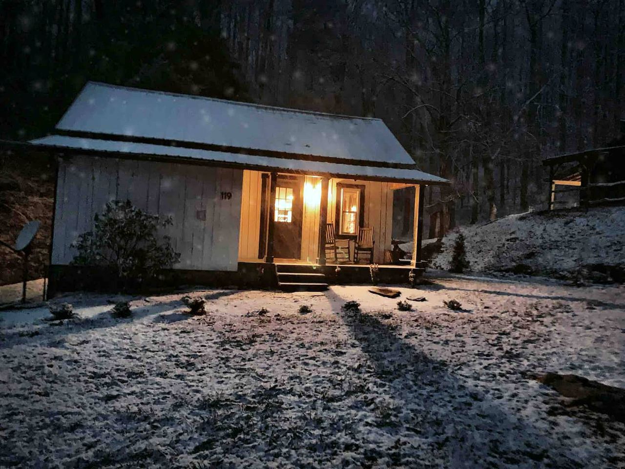 Modern Cabin Rental for Exciting Family Vacations in North Carolina