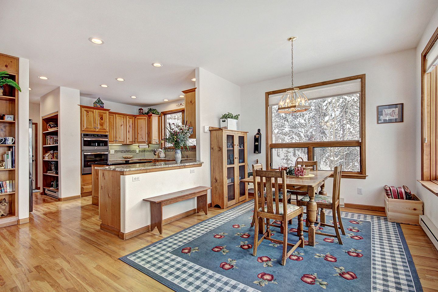 Luxury Breckenridge Cabin with a Large Hot Tub