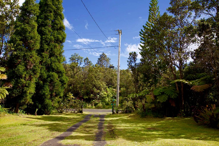 Cottages (Volcano, Hawaii, United States)