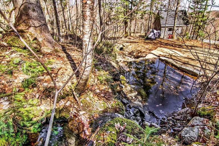 Cottages (Lac-Beauport, Quebec, Canada)