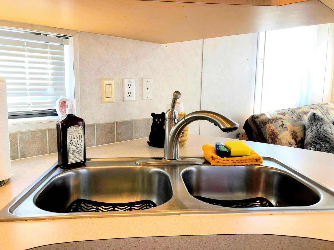 Romantic North Carolina Mountain Cabin for a Whittier Vacation