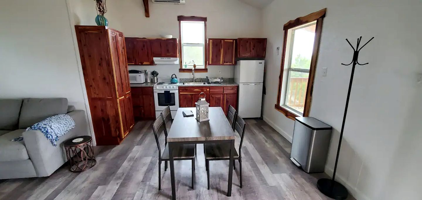 Secluded Cabin Rental for a Weekend Getaway near Austin