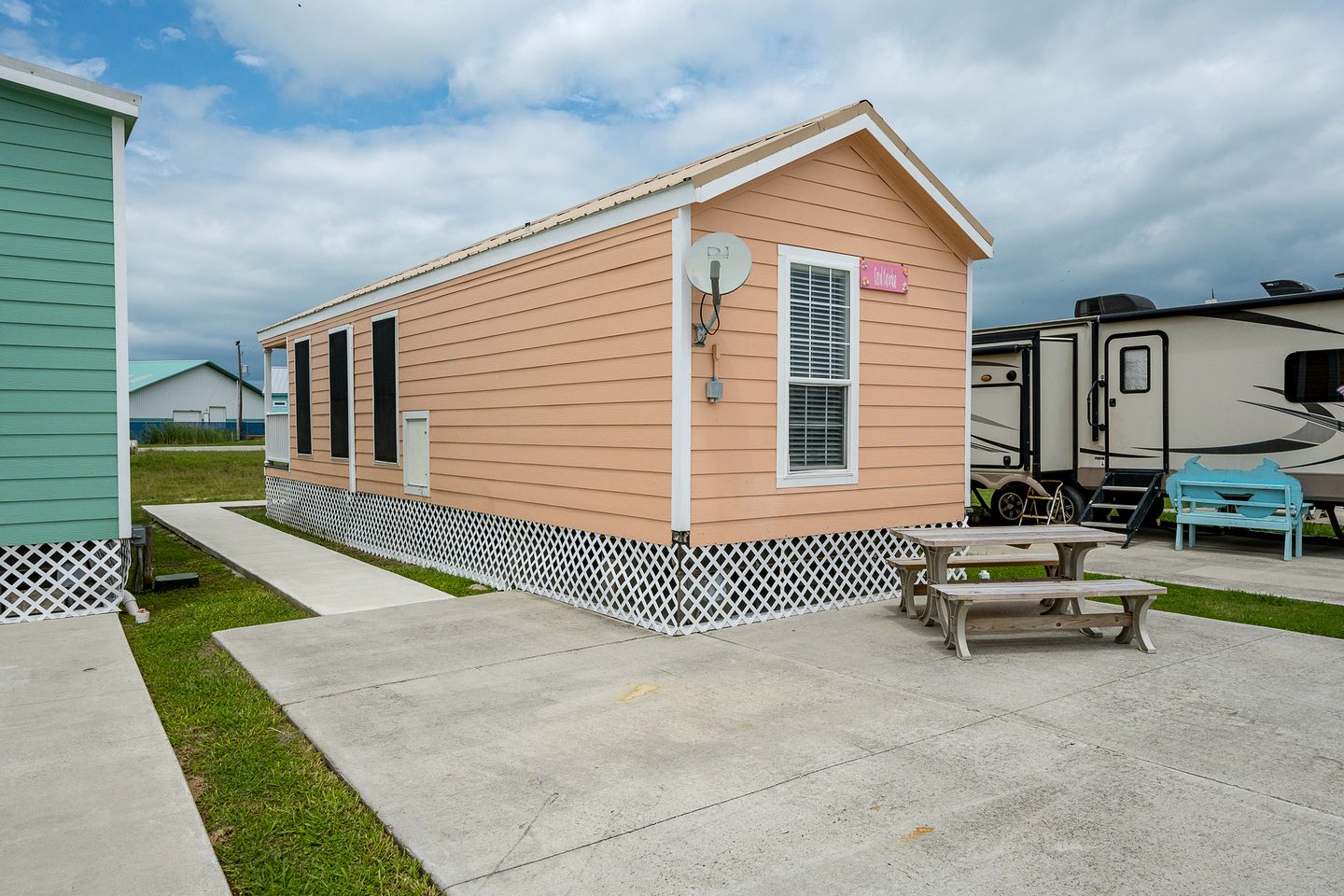 Unique Tiny Cabin Near the Bay in Rockport, Texas