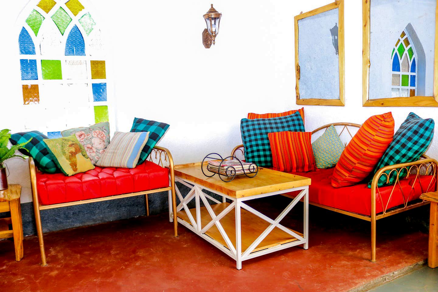 Rustic Cottage Getaway with a Shared Swimming Pool near Nakuru in Kenya