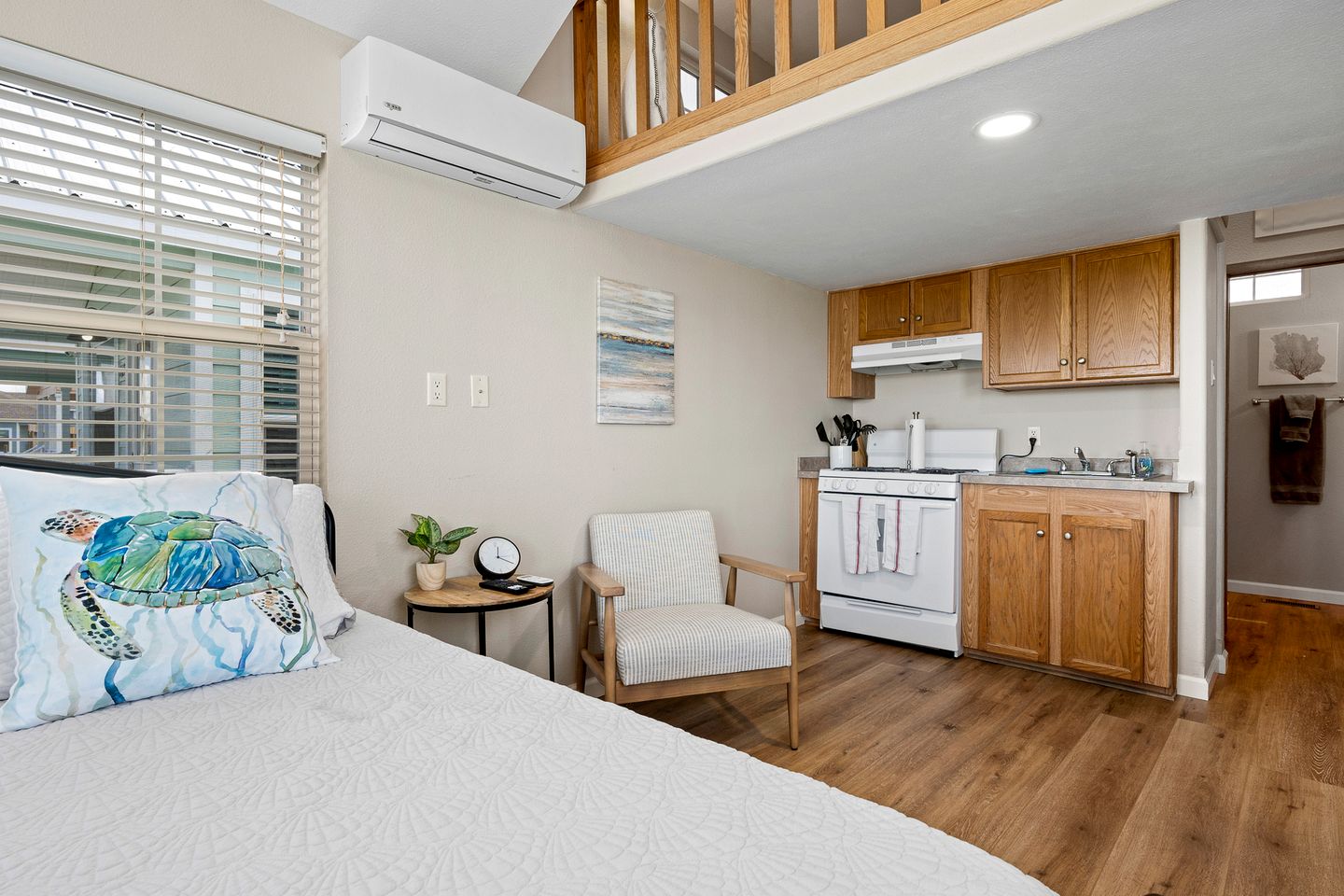 Lofted Cottage with Water Views in Rockport, Texas