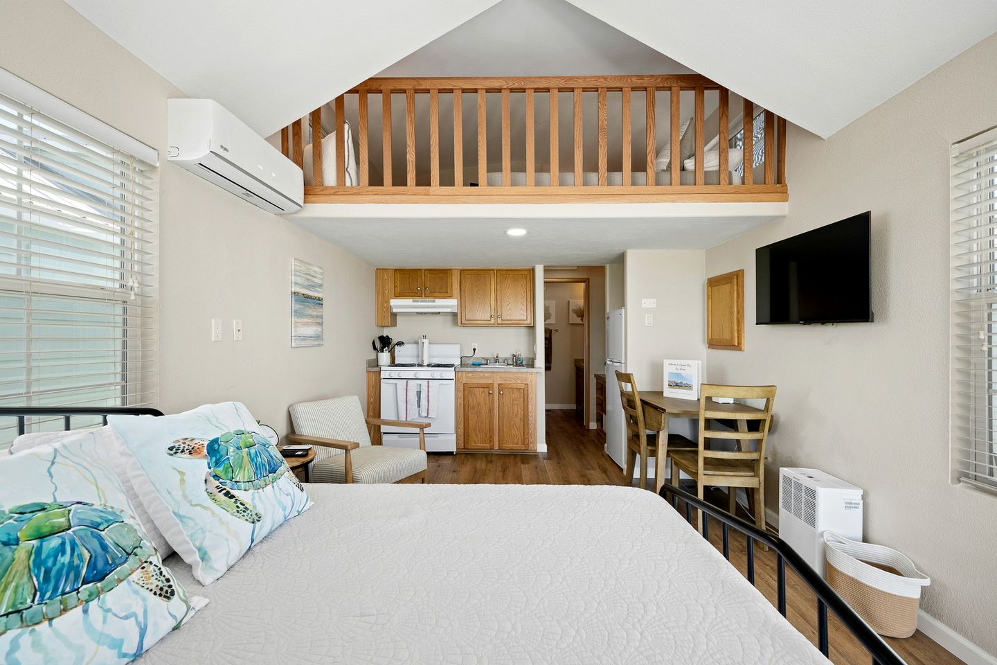 Lofted Cottage with Water Views in Rockport, Texas