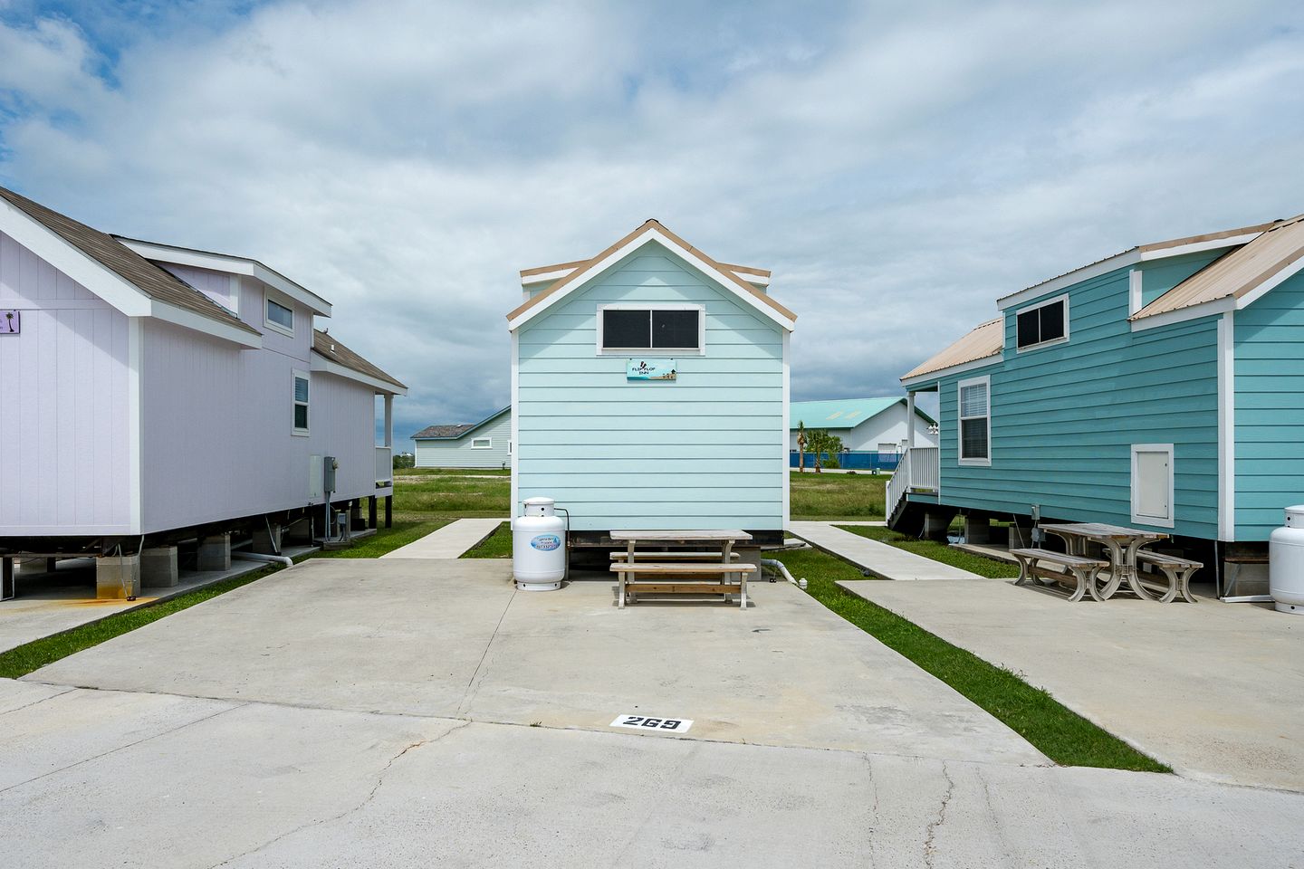 Luminous Small Cottage with Shared Pool in Rockport, Texas