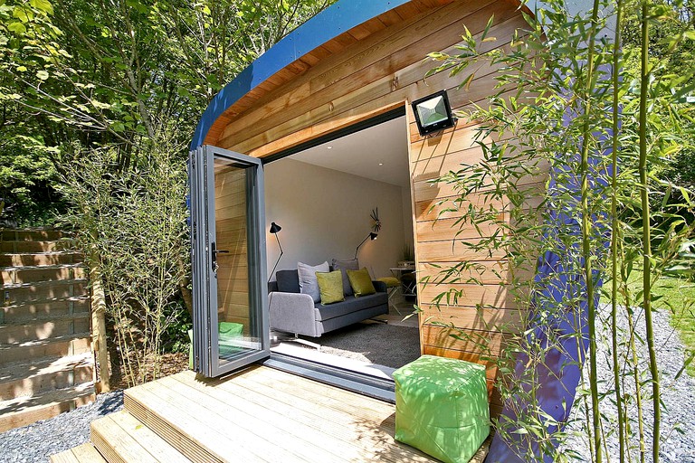 Pods (Worston, England, United Kingdom)