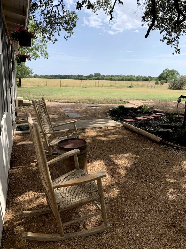 Mighty Oaks Retreat, Valdina Farms, D'Hanis, TX