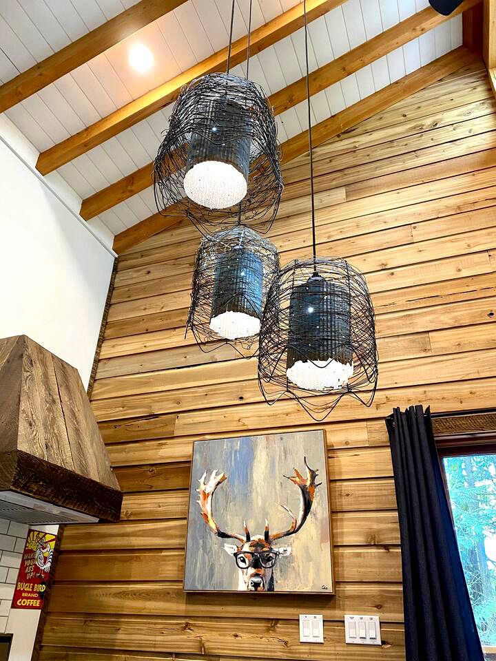 Custom-Built British Columbia Cabin on Shuswap Lake
