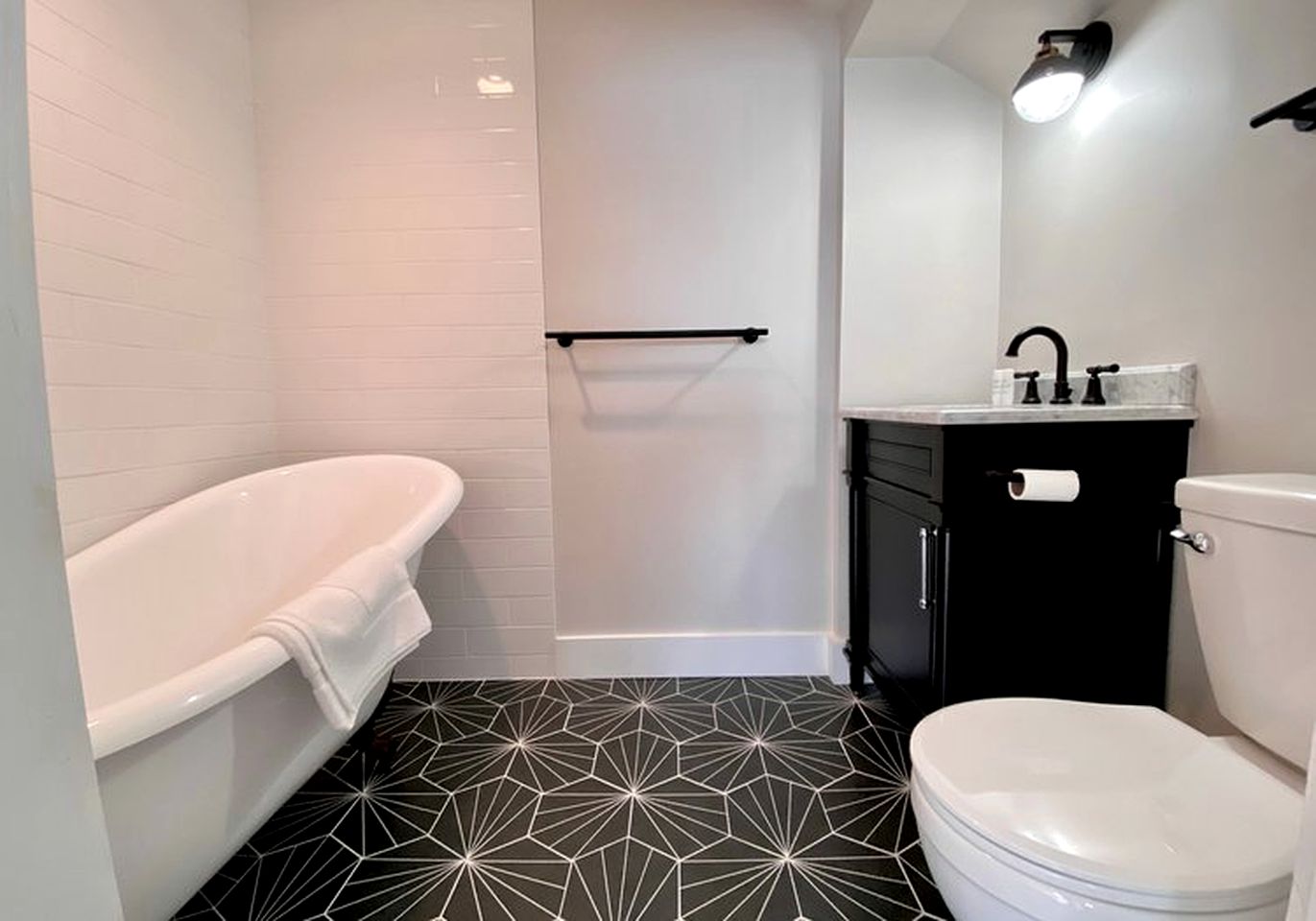 Luxury Oneida Lake Rental for a Fun New York Family Vacation