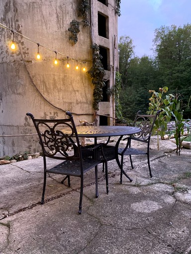 Cabins (Ormstown, Quebec, Canada)