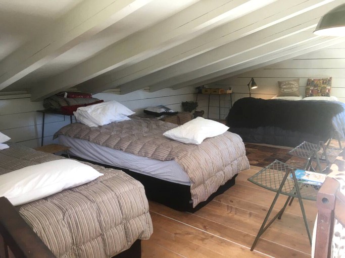 Cabins (Akaroa, South Island, New Zealand)