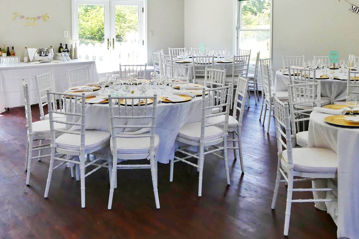 27-Person Luxury Villa Rental in Hudson Valley, New York