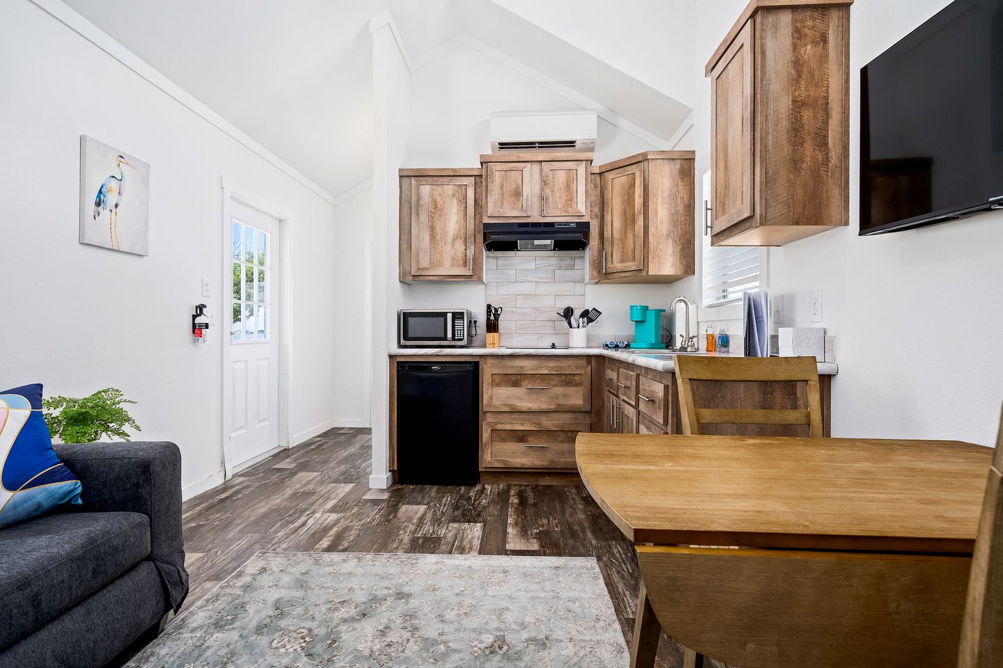 Bayfront Tiny Cabin Ideal for Water Activtiest in Rockport, Texas