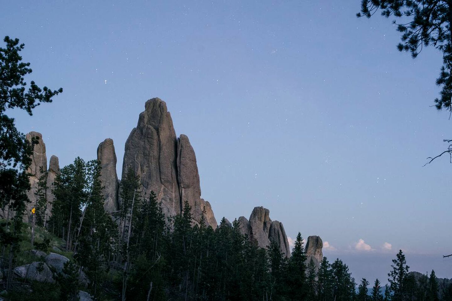 Open-Plan Black Hills Cabin Ideal for a Family Vacation in South Dakota